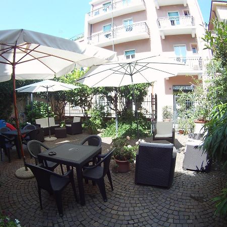Hotel Graziella スポトルノ エクステリア 写真
